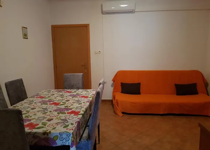 Mari דירה לופאר